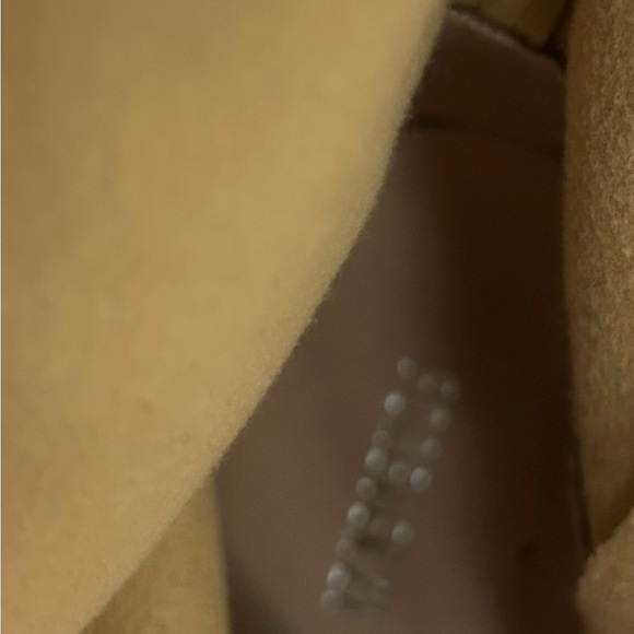 Boots Forever 21 Chic Beige Heeled Boots 7 1/2 - Picture 6 of 8